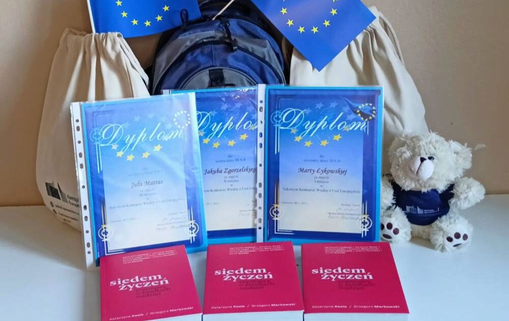Zdjęcie do Wyniki XVIII edycji szkolnego konkursu Wiedzy o Unii Europejskiej
